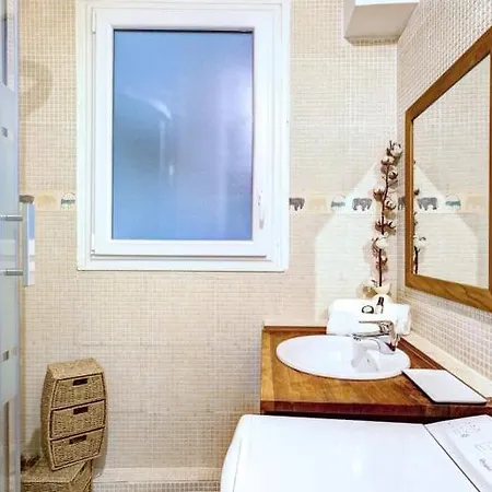 Guestready - Rustic In The 17th District Apartment Paris